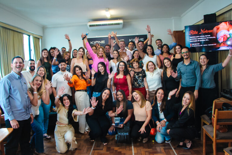 APÓS SUCESSO EM MACHADO-MG, CIRCUITO HAIR TRENDS KIONE CHEGA A PATOS DE MINAS-MG COM PAULO PERSIL E THIAGO PUGER