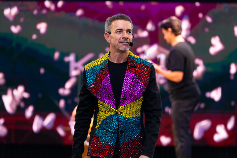 O MAGO DAS NOIVAS ESTÁ DE VOLTA: PAULO PERSIL É O NOVO EMBAIXADOR KIONE